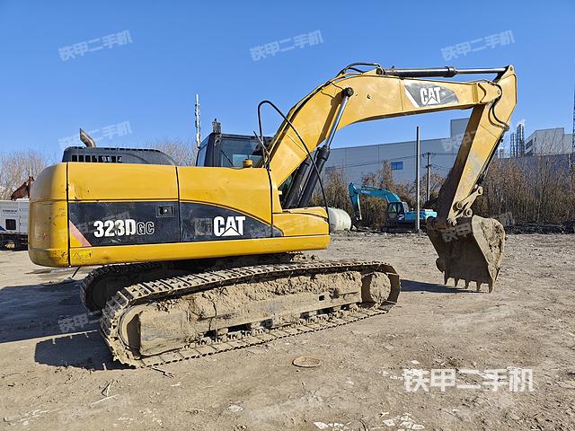 整機(jī)右后45°(整機(jī)外觀) 整機(jī)右后45°(整機(jī)外觀)