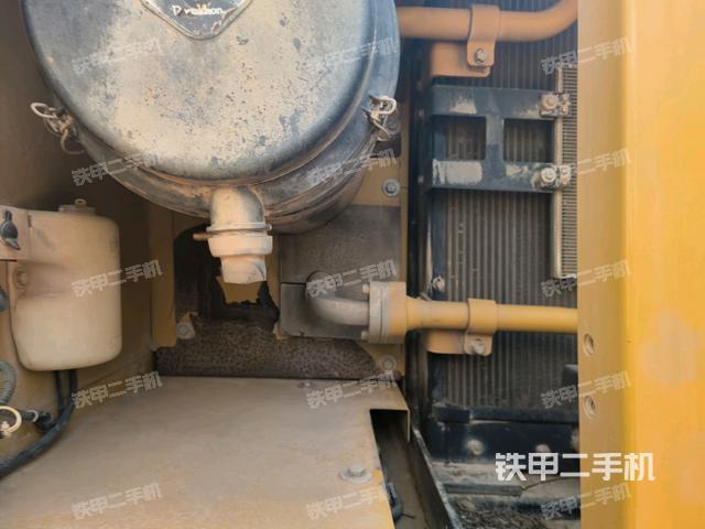 散熱器正面（大件艙室）