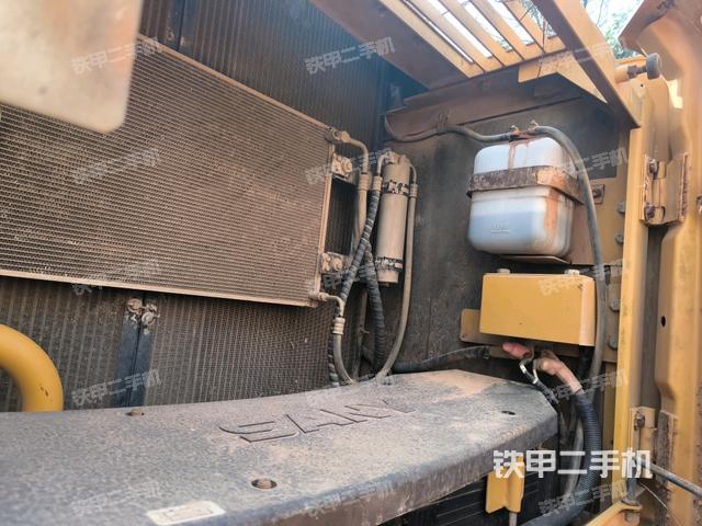 電瓶（大件艙室）