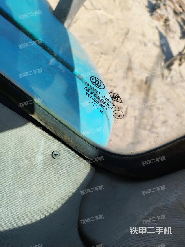 后窗玻璃角標(biāo)（駕駛室部分）