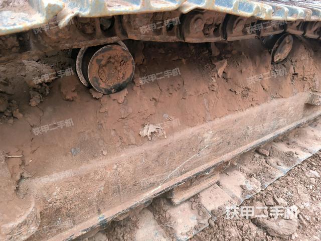 左側(cè)行走馬達(dá)蓋板(行走機(jī)構(gòu)) 左側(cè)行走馬達(dá)蓋板(行走機(jī)構(gòu))