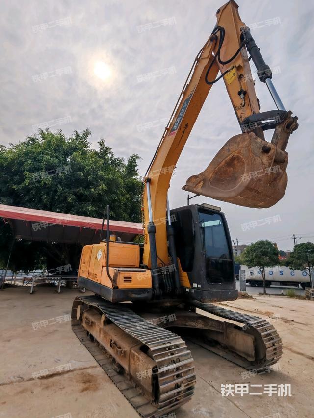 整機(jī)右后45°（整機(jī)外觀）