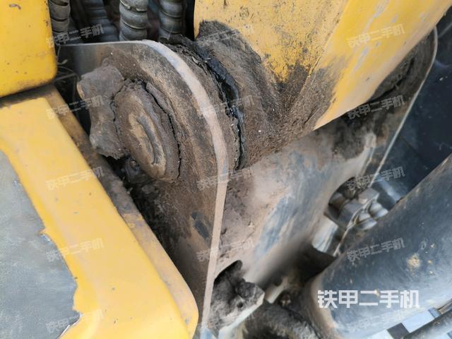 大臂根部?斜(工作和回轉(zhuǎn)裝置) 大臂根部?斜(工作和回轉(zhuǎn)裝置)