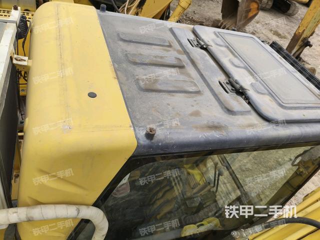 駕駛室頂部俯視（上車(chē)部件）