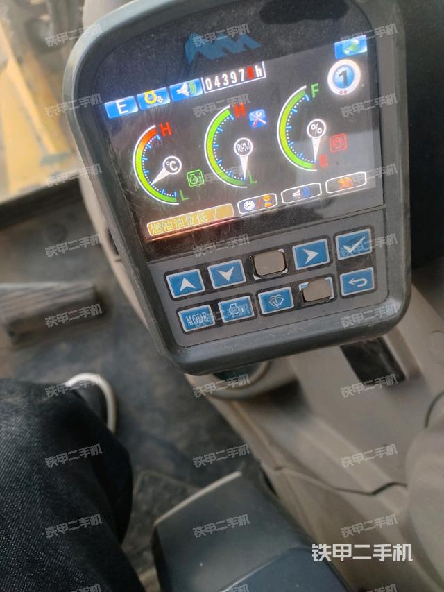 顯示屏?(駕駛室部分) 顯示屏?(駕駛室部分)