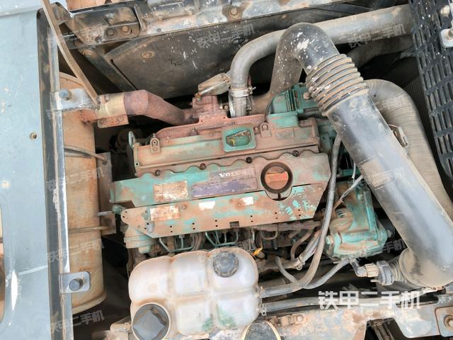 發(fā)動機(jī)室(上車部件) 發(fā)動機(jī)室(上車部件)