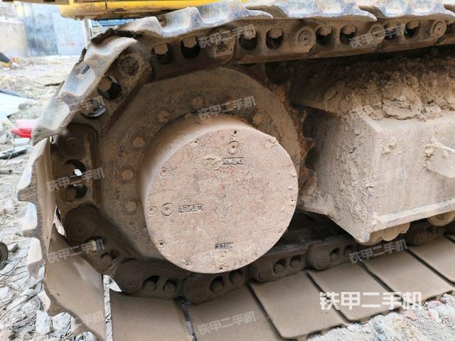 左驅(qū)動(dòng)輪（行走機(jī)構(gòu)）