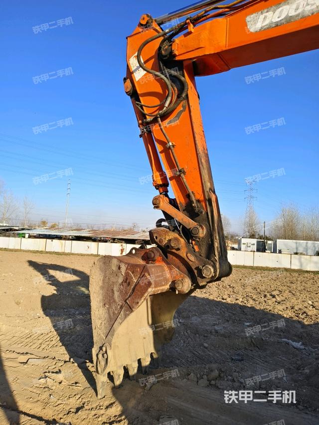 小臂整體左后（工作和回轉(zhuǎn)裝置）