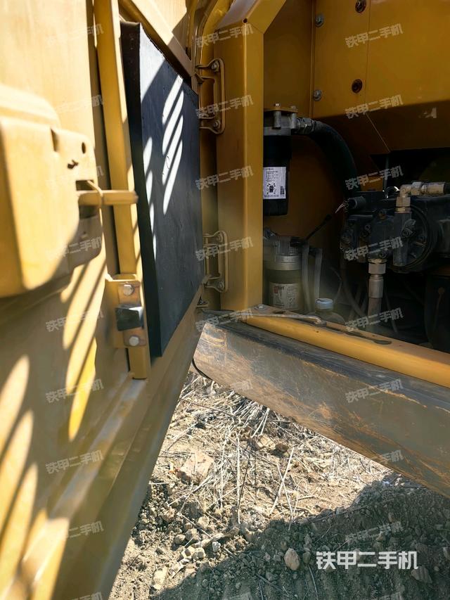 液壓泵斜45?左(大件艙室) 液壓泵斜45?左(大件艙室)