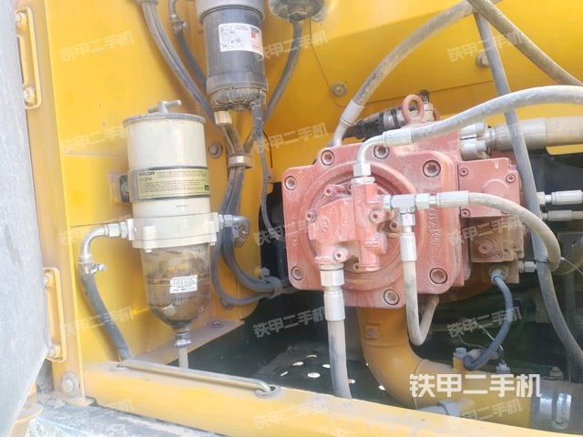 液壓泵室(大件艙室) 液壓泵室(大件艙室)