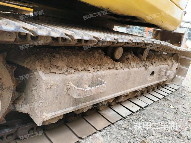 左側(cè)履帶整體?（行走機(jī)構(gòu)）