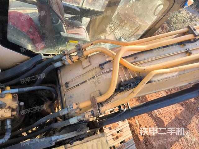 大臂整體?右側(cè)（工作和回轉(zhuǎn)裝置）