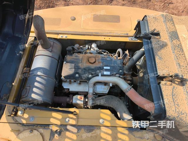 回轉(zhuǎn)馬達（上車部件）