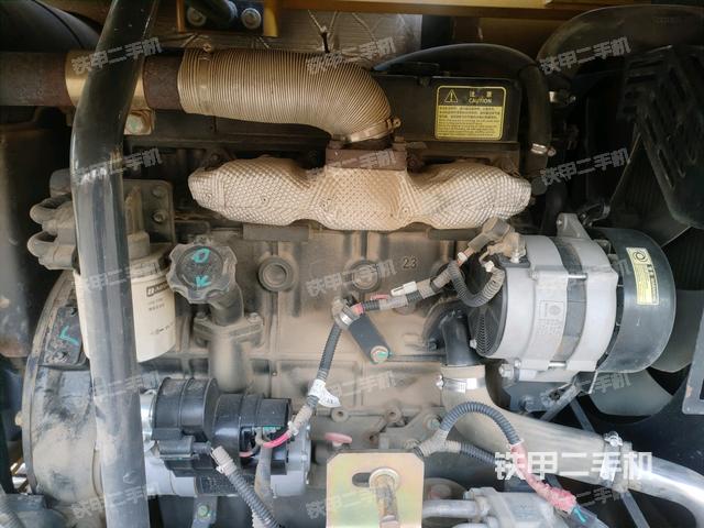 發(fā)動機室(上車部件) 發(fā)動機室(上車部件)