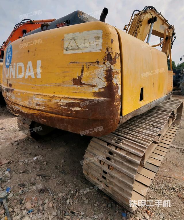 整機右后45°（整機外觀）