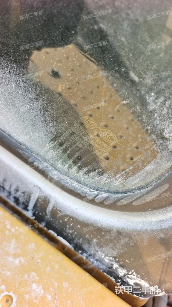 后窗玻璃角標(biāo)（駕駛室部分）