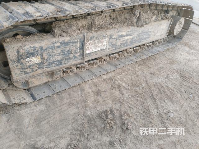 左側履帶整體?(行走機構) 左側履帶整體?(行走機構)