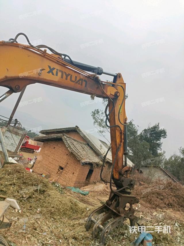 小臂整體左后（工作和回轉(zhuǎn)裝置）