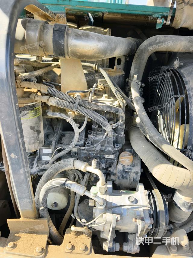 發(fā)動機室(上車部件) 發(fā)動機室(上車部件)