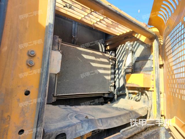 散熱器正面（大件艙室）