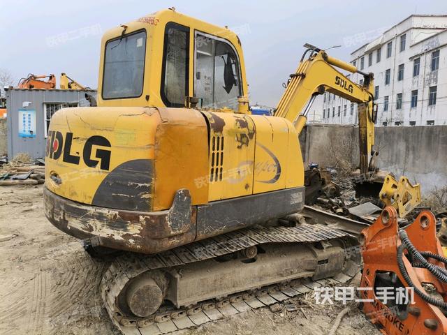 右后45(整機外觀) 右后45(整機外觀)