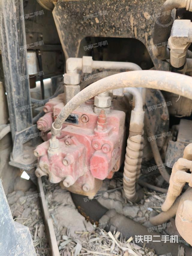 液壓泵室(大件艙室) 液壓泵室(大件艙室)