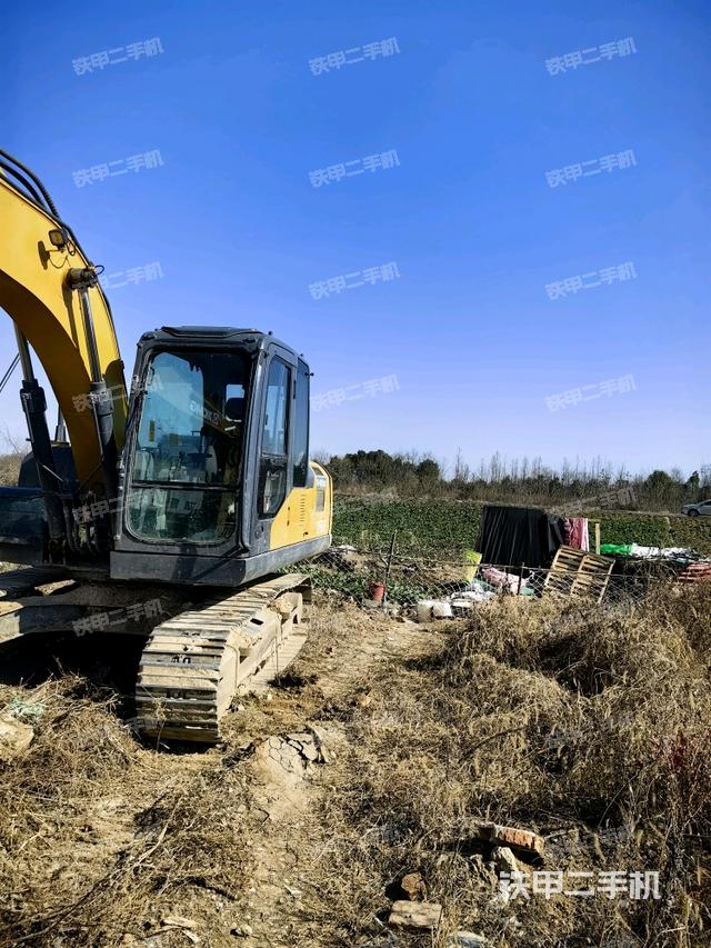 右后45(整機外觀) 右后45(整機外觀)