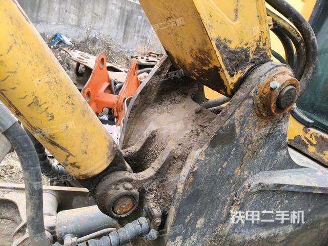 大臂根部?斜(工作和回轉裝置) 大臂根部?斜(工作和回轉裝置)
