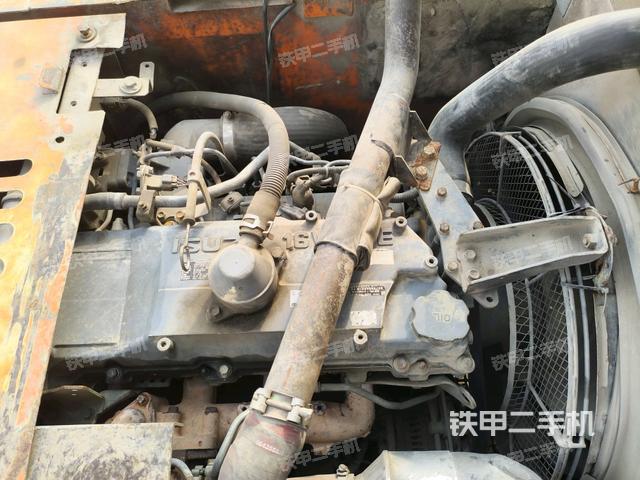 發(fā)動(dòng)機(jī)室（上車部件）