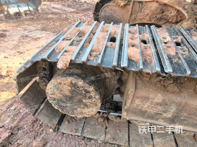 左導向輪（行走機構(gòu)）