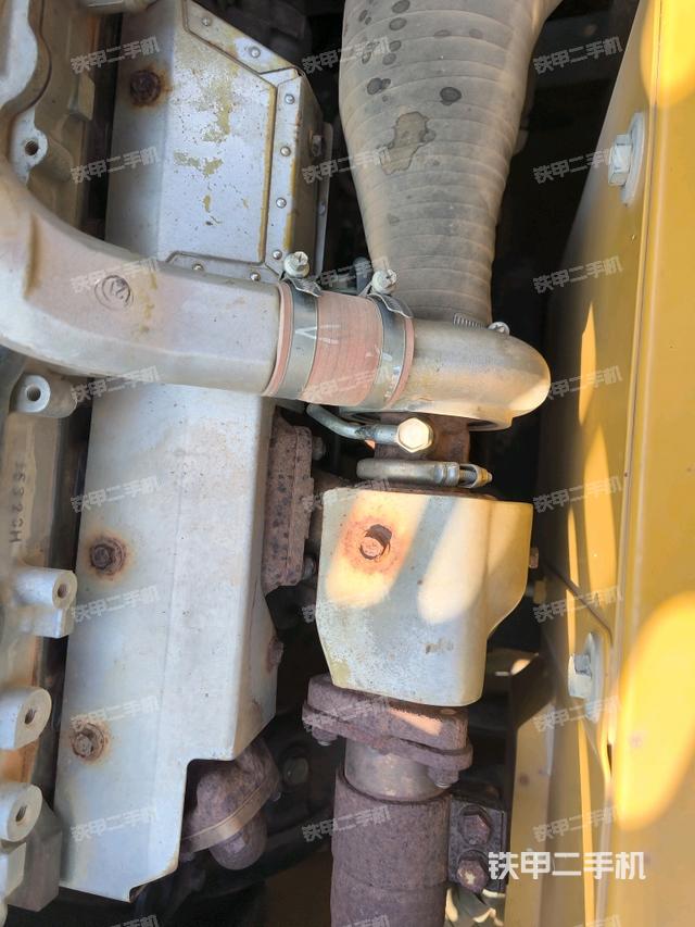 駕駛室頂部俯視（上車部件）