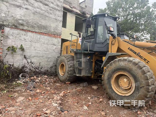 驾驶室工作台（整机外观及大件）