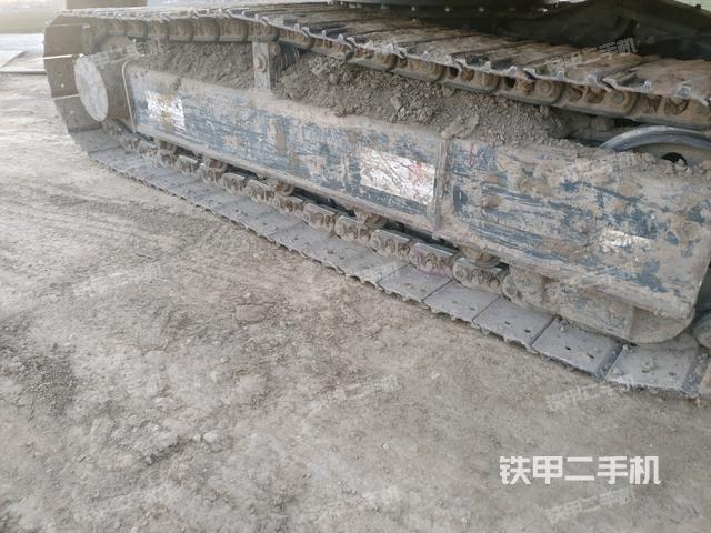 左側行走馬達蓋板(行走機構) 左側行走馬達蓋板(行走機構)