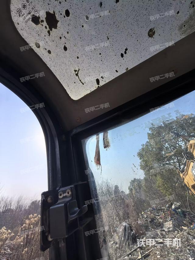 后窗玻璃角標(biāo)（駕駛室部分）