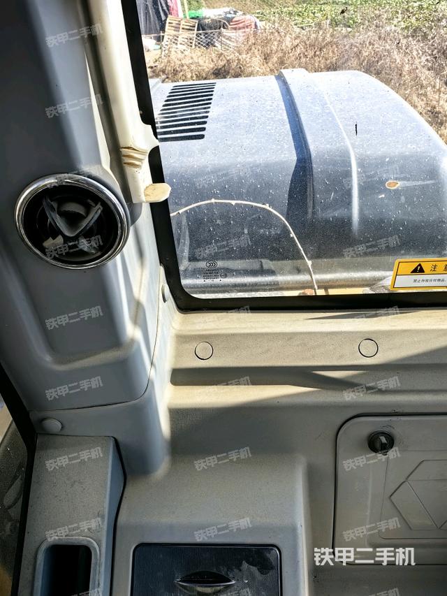 后窗玻璃角標(biāo)(駕駛室部分) 后窗玻璃角標(biāo)(駕駛室部分)