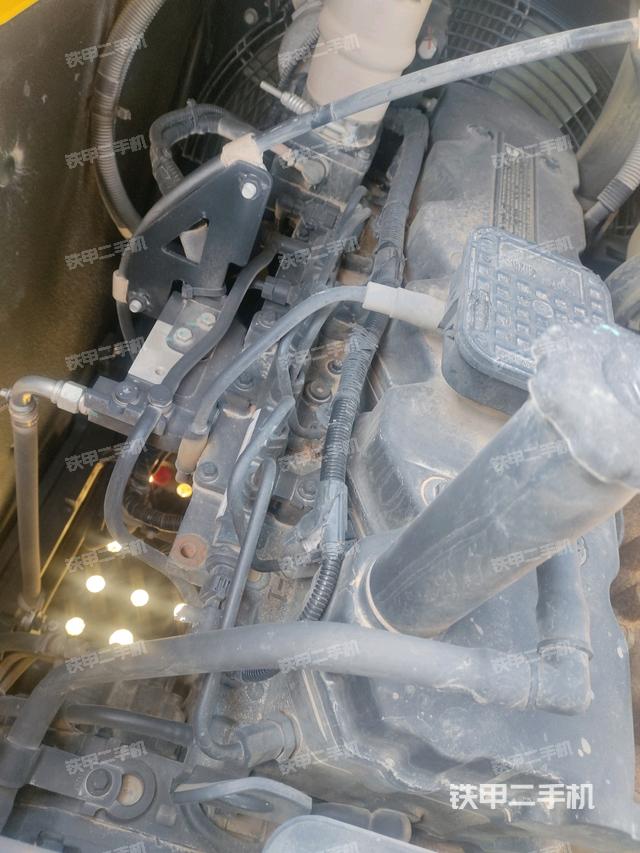 水箱+風扇特寫(上車部件) 水箱+風扇特寫(上車部件)