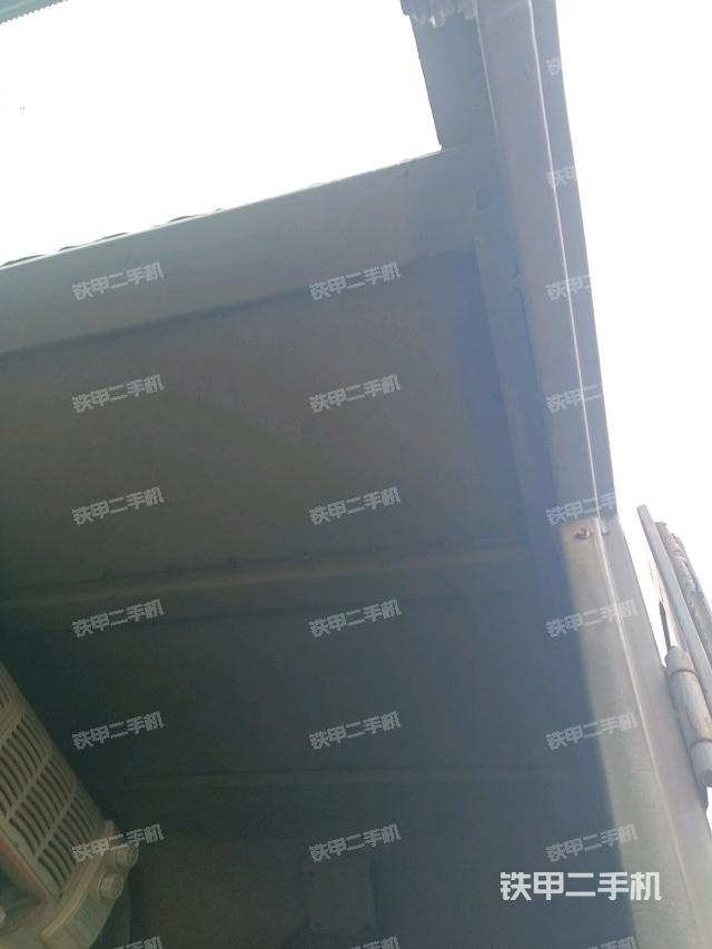 后窗玻璃角標(biāo)(駕駛室部分) 后窗玻璃角標(biāo)(駕駛室部分)