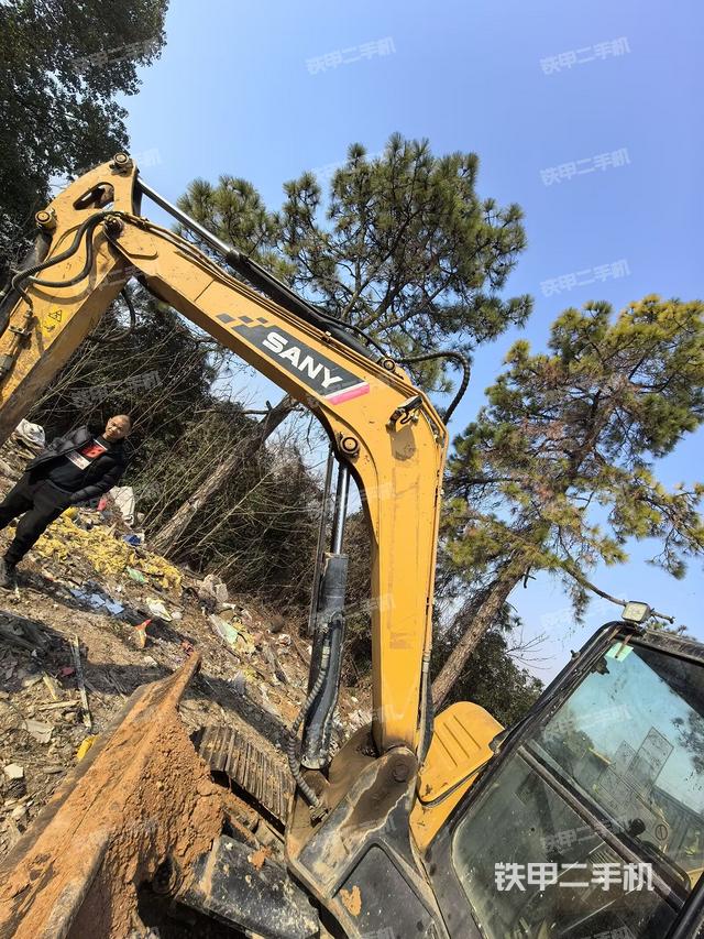 小臂整體左后（工作和回轉(zhuǎn)裝置）