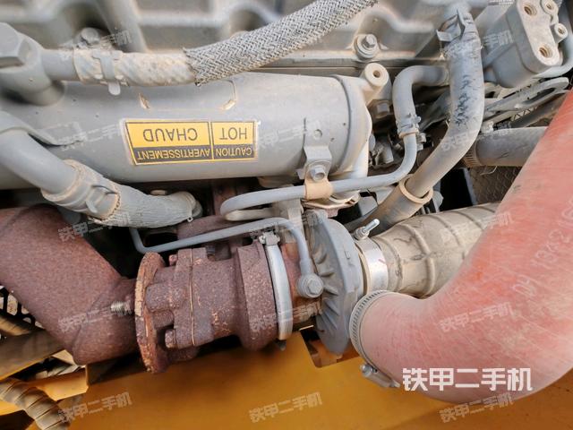 氣門室蓋螺絲特寫(上車部件) 氣門室蓋螺絲特寫(上車部件)