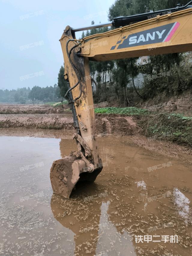 小臂整體左后（工作和回轉裝置）