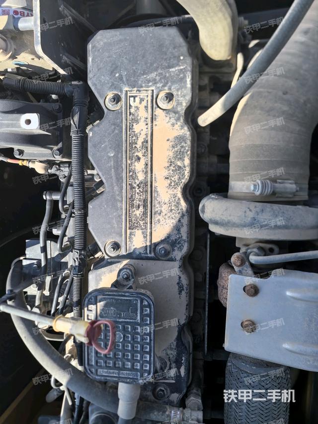 發(fā)動(dòng)機(jī)室(上車部件) 發(fā)動(dòng)機(jī)室(上車部件)
