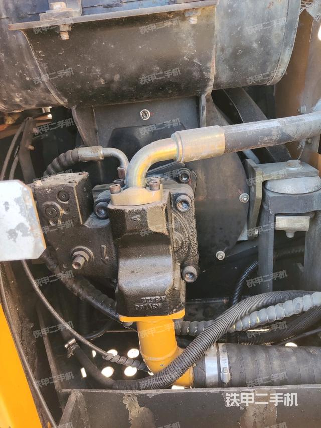 液壓泵室（大件艙室）