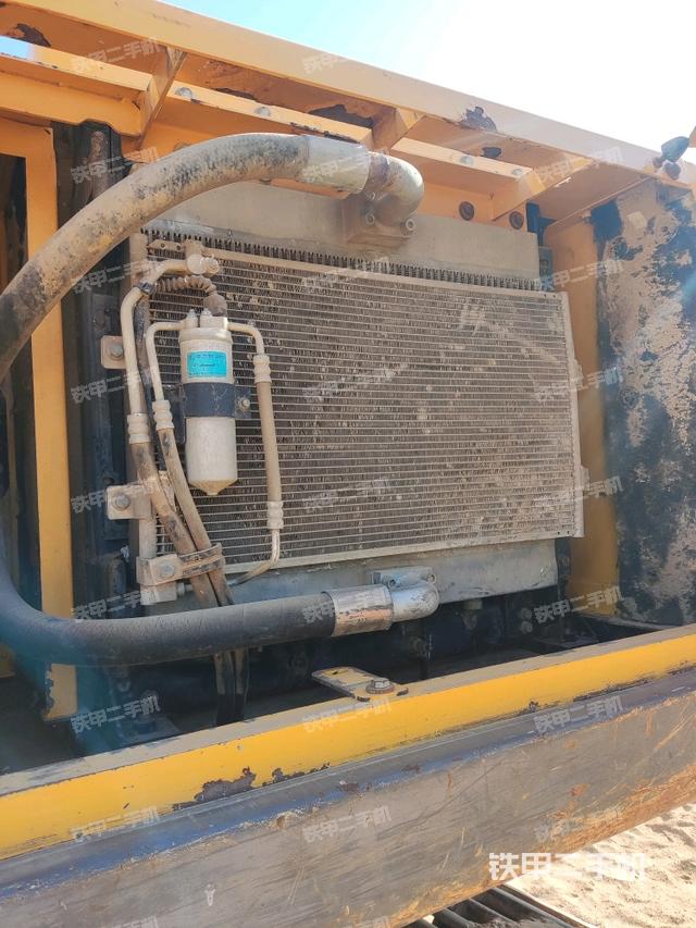 散熱器正面（大件艙室）