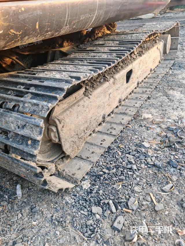 单侧履带整体（整机外观）