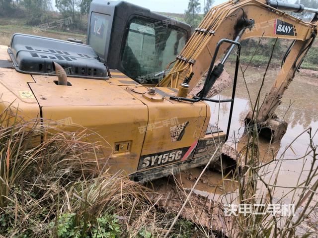 右后45（整機外觀）