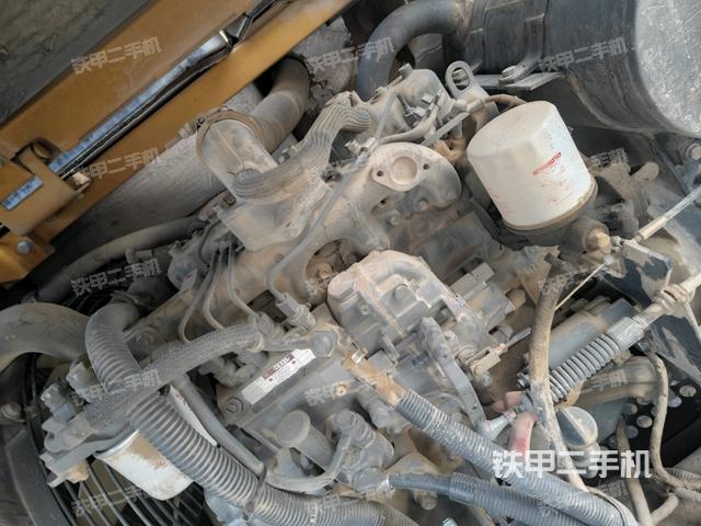 發(fā)動機整體俯視(整機外觀) 發(fā)動機整體俯視(整機外觀)