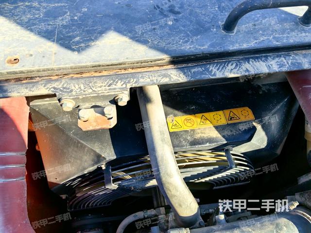 水箱+風(fēng)扇特寫(上車部件) 水箱+風(fēng)扇特寫(上車部件)