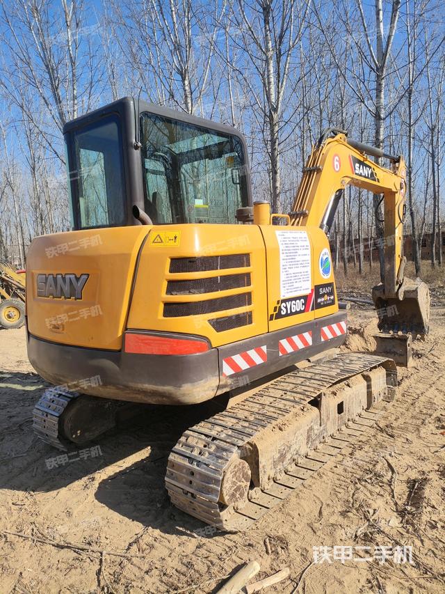 整機右后45°（整機外觀）