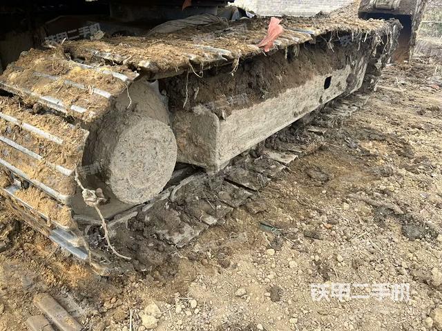 单侧履带整体（整机外观）