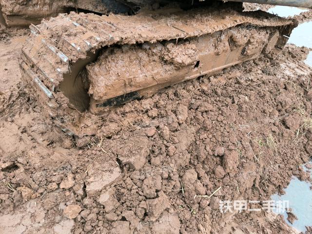 右側履帶整體（行走機構）